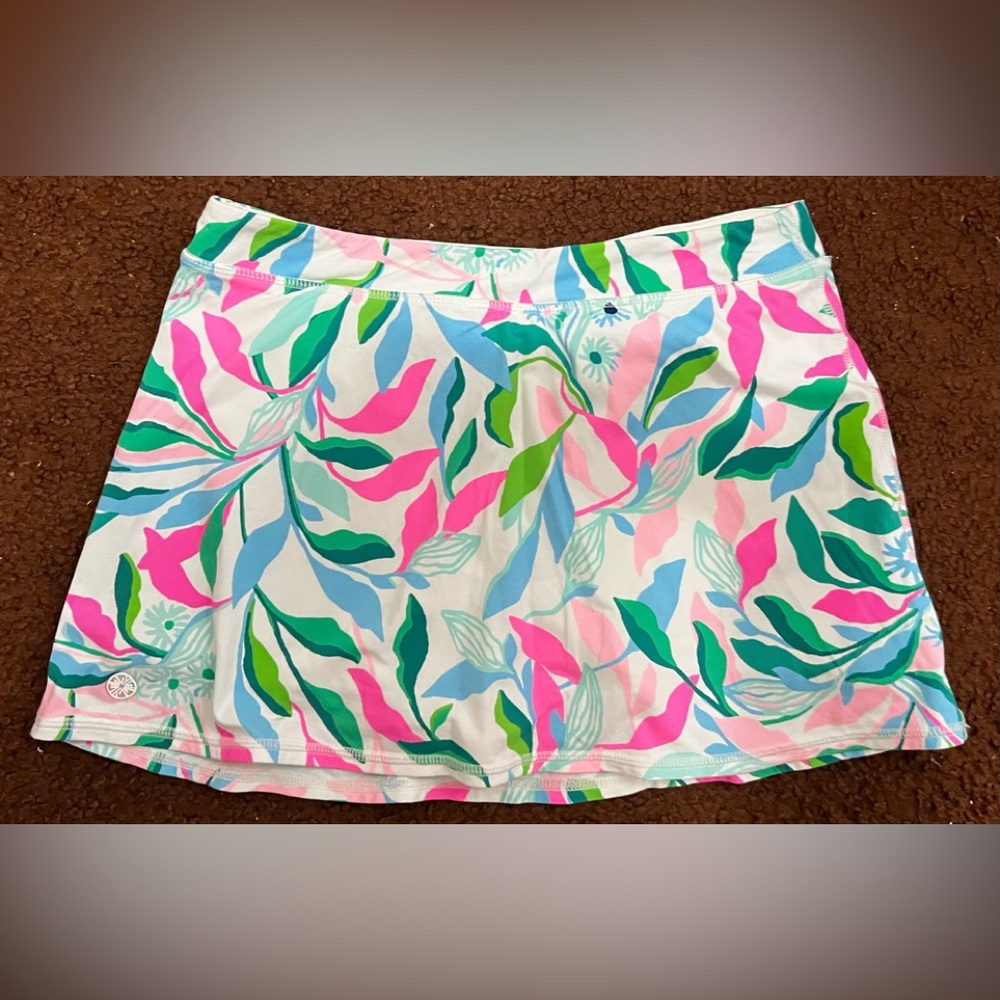 Lilly Pulitzer girls Xl Luxletic skort NWT